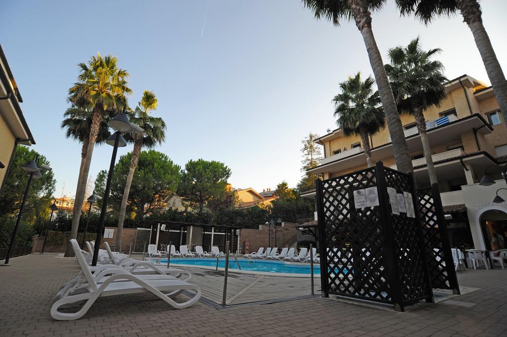 Residence Tortorella Торторето Экстерьер фото