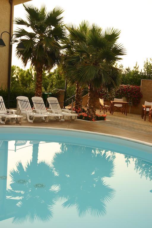 Residence Tortorella Торторето Экстерьер фото